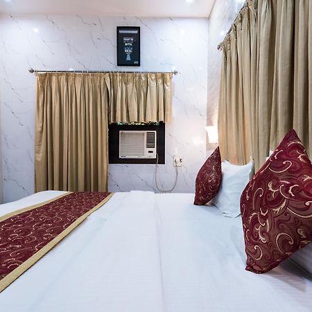 Oyo 1781 Hotel Panchratna Panvel Ngoại thất bức ảnh