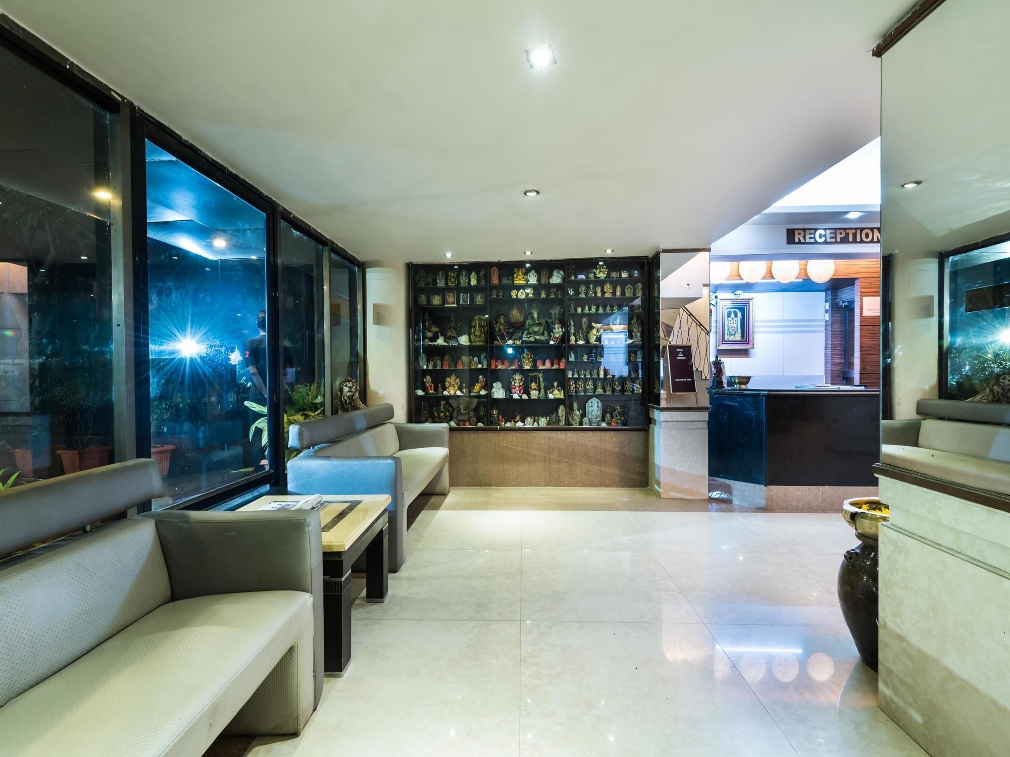 Oyo 1781 Hotel Panchratna Panvel Ngoại thất bức ảnh