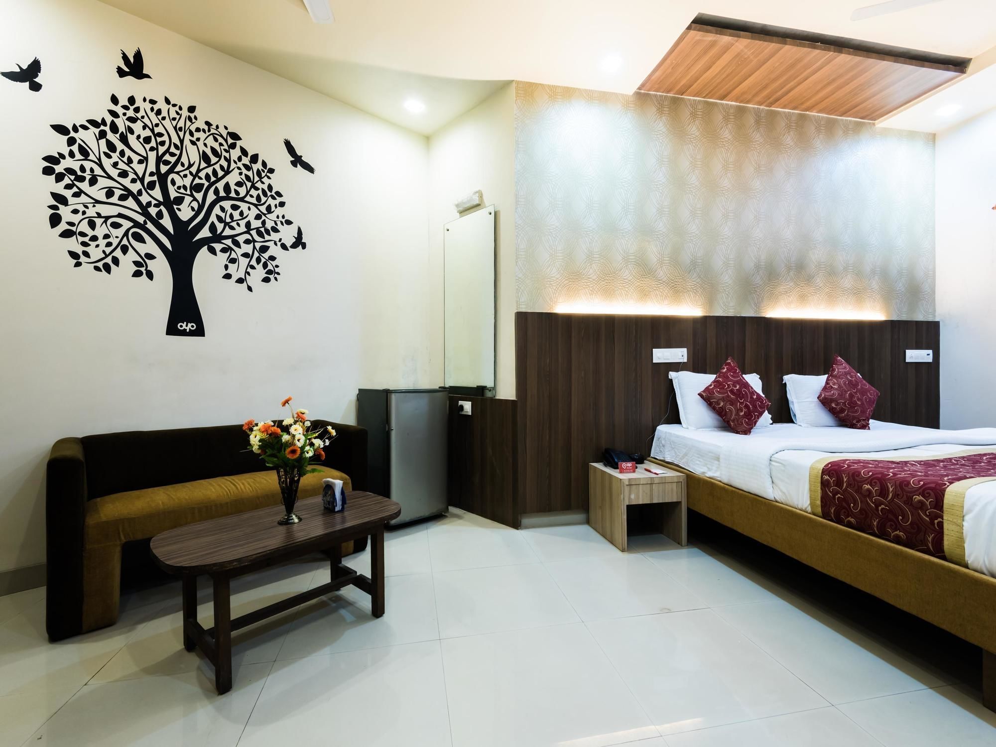 Oyo 1781 Hotel Panchratna Panvel Ngoại thất bức ảnh